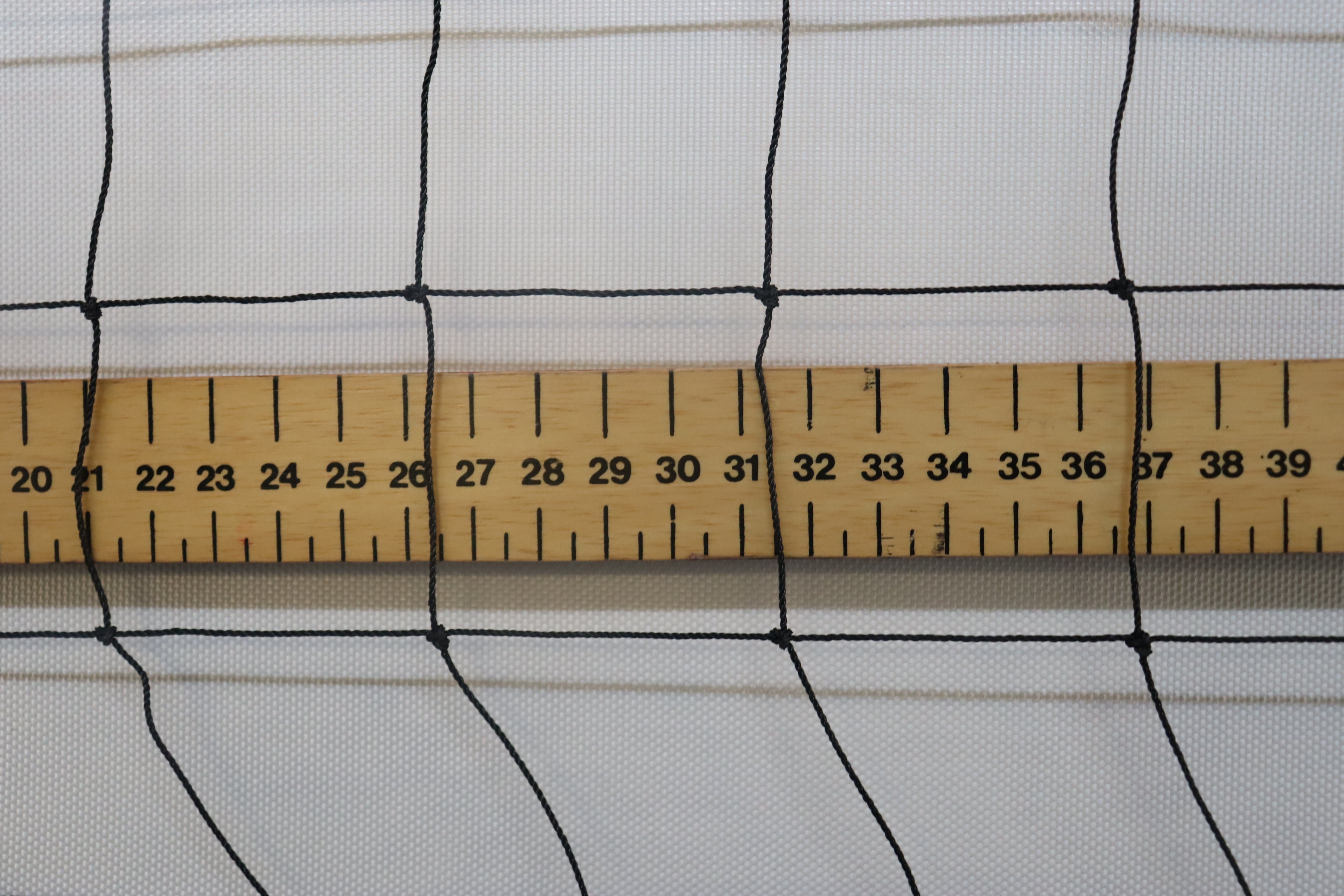 Heavy Duty Knotted Polyethylene Netting — 50mm Mesh